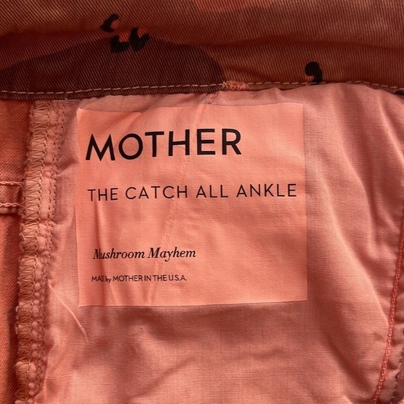 Mother The Catch All High Rise Ankle Pants in Mushroom Mayhem Size 26 - Picture 12 of 13